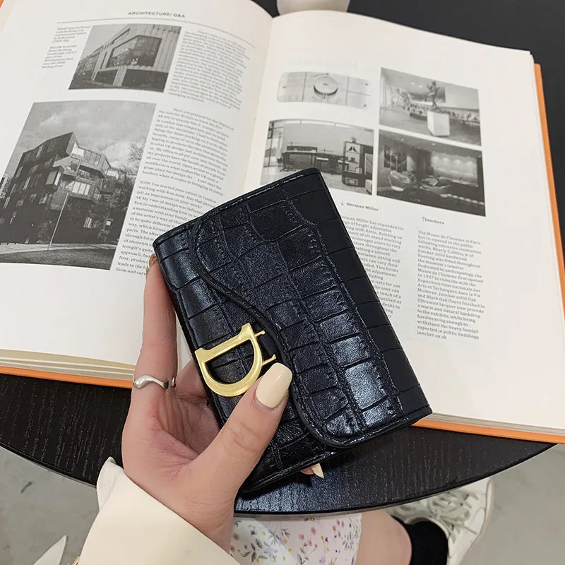 Kolorful Letter D Alligator Pattern Design Wallet