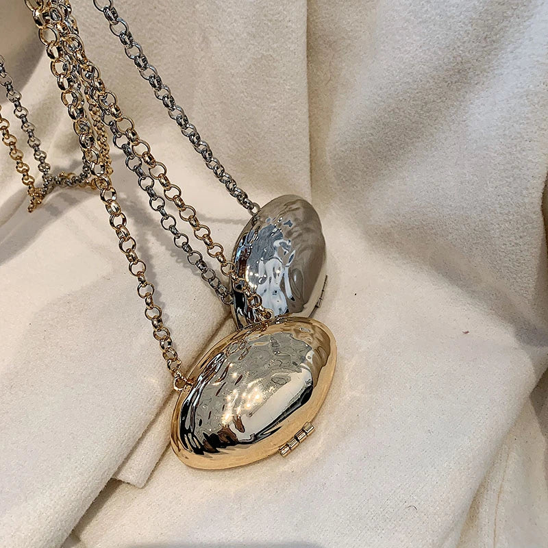 Heart Shaped Metal Luxury Bag