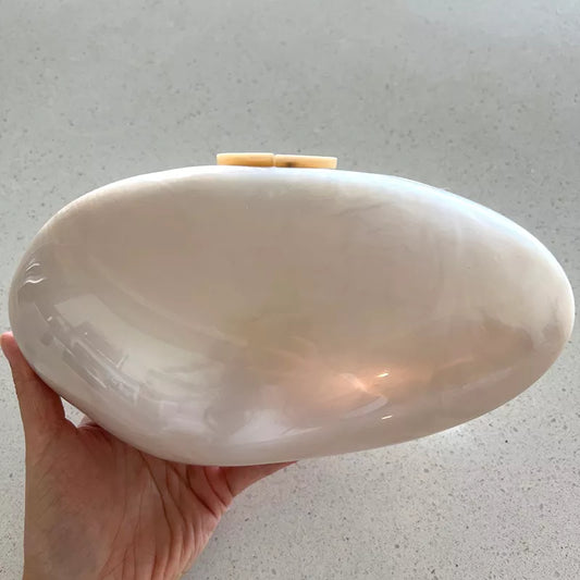 Kolorful Pearl Shell Design Elegant Purse